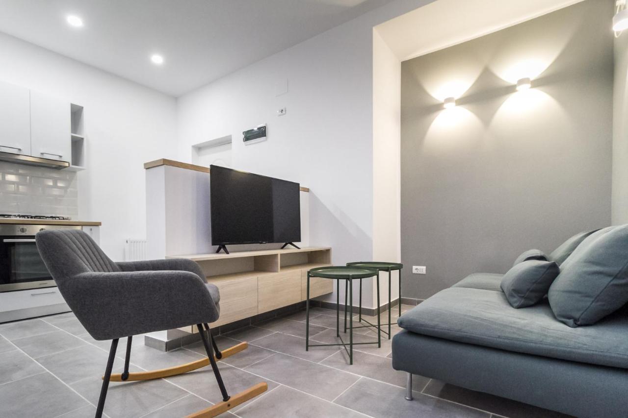 Modern Apartment In The Heart Of بوخارست المظهر الخارجي الصورة